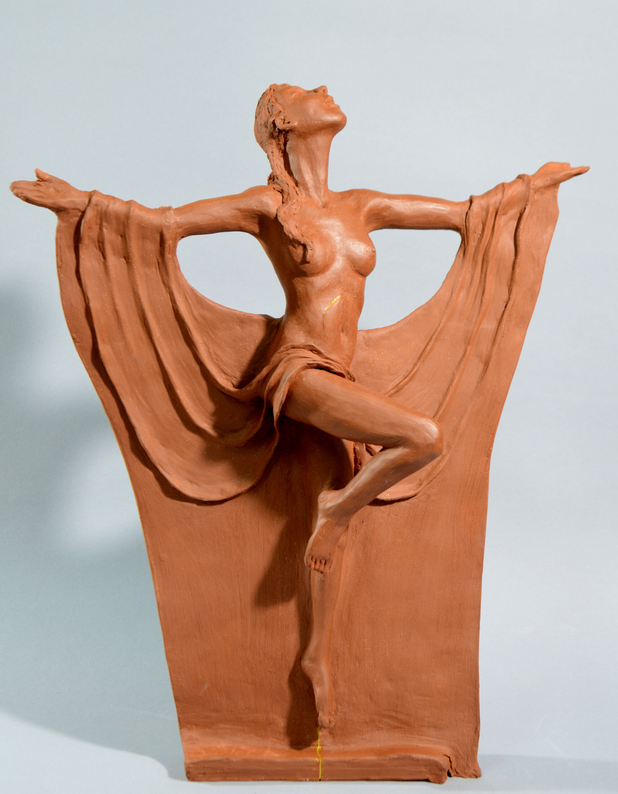 Clay figure sculpture: Papillon